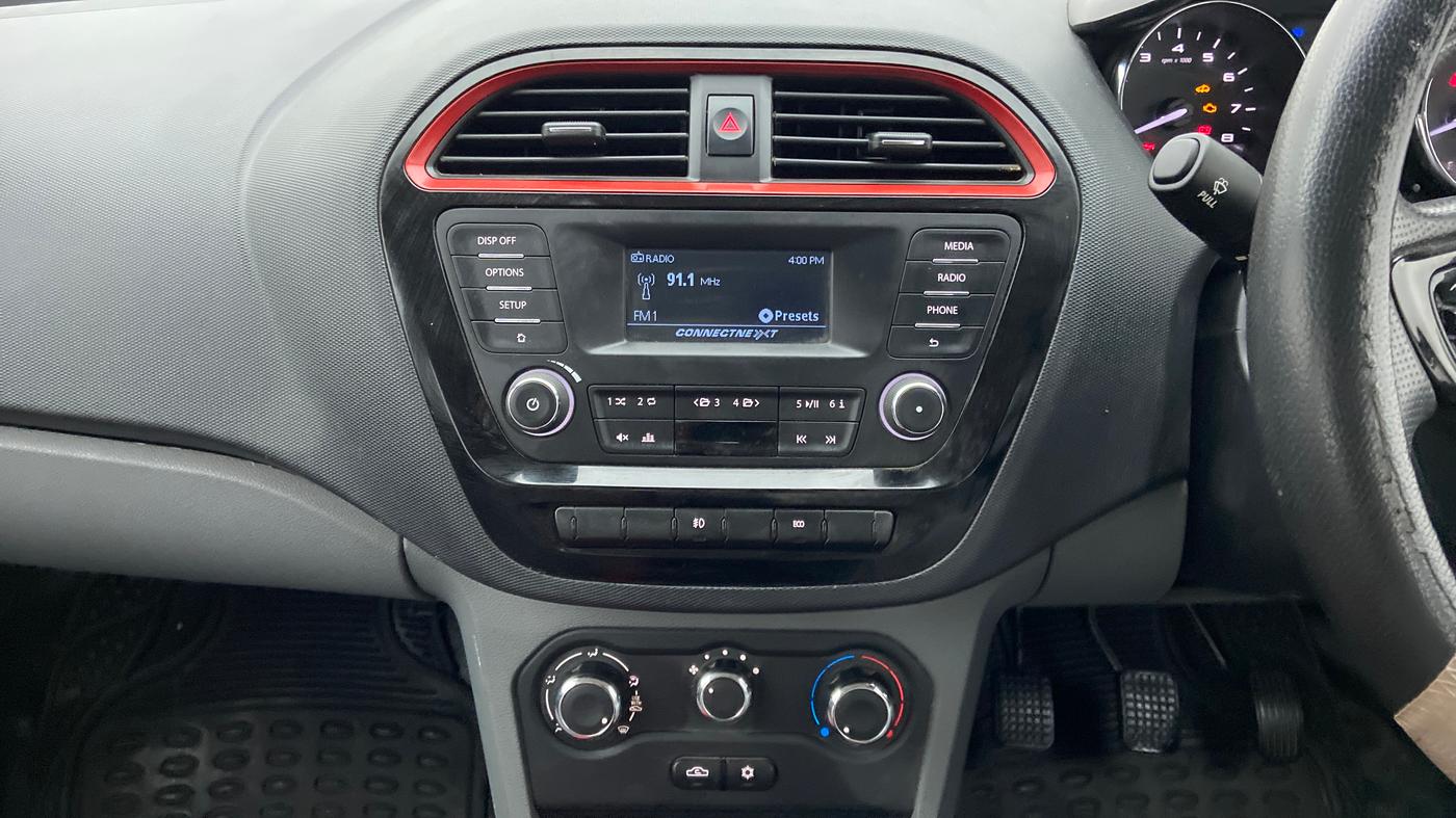 2018 Tata Tigor Buzz PETROL, Petrol, Manual, 48,676 km, Air Conditioner