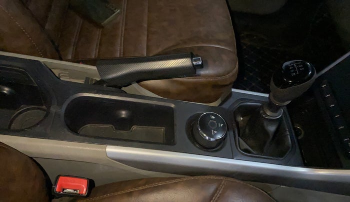 2018 Tata NEXON XM PETROL, CNG, Manual, 81,527 km, Gear Lever