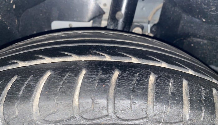 2019 Ford Ecosport TITANIUM 1.5L DIESEL, Diesel, Manual, 51,851 km, Left Front Tyre Tread