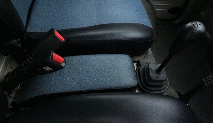 2019 Maruti OMNI E STD, Petrol, Manual, 35,478 km, Gear Lever
