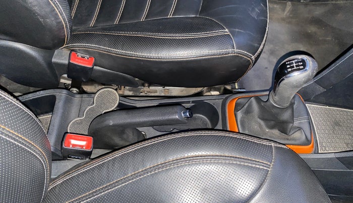 2018 Tata TIAGO NRG PETROL, Petrol, Manual, 76,021 km, Gear Lever