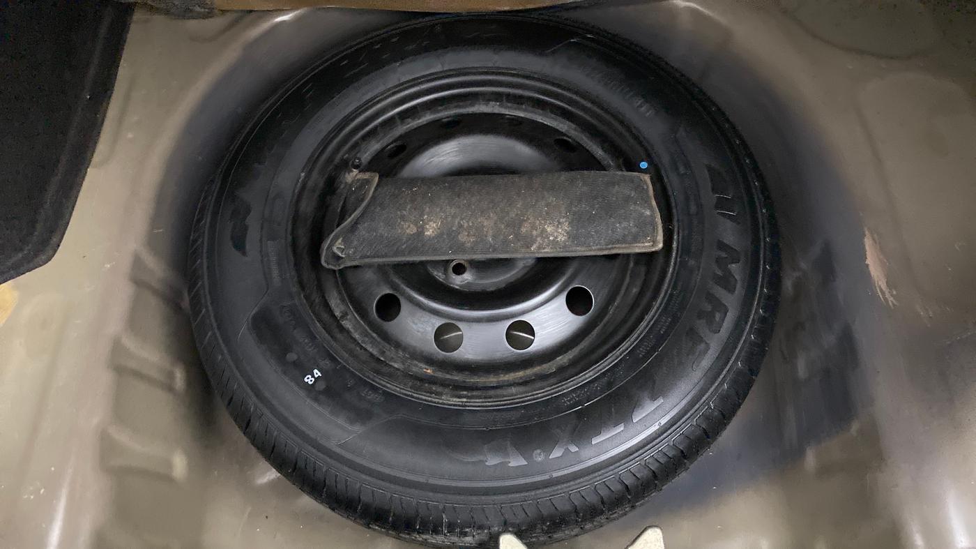 2017 Maruti Dzire VXI, Petrol, Manual, 32,335 km, Spare Tyre