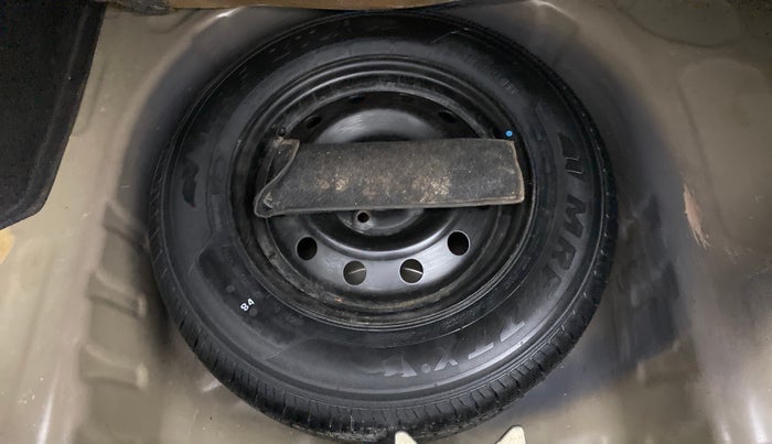 2017 Maruti Dzire VXI, Petrol, Manual, 32,335 km, Spare Tyre