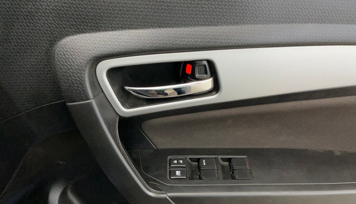 2020 Toyota URBAN CRUISER PREMIUM GRADE MT, Petrol, Manual, 60,947 km, Driver Side Door Panels Control