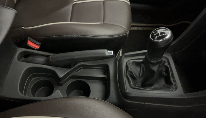 2020 Toyota URBAN CRUISER PREMIUM GRADE MT, Petrol, Manual, 60,947 km, Gear Lever