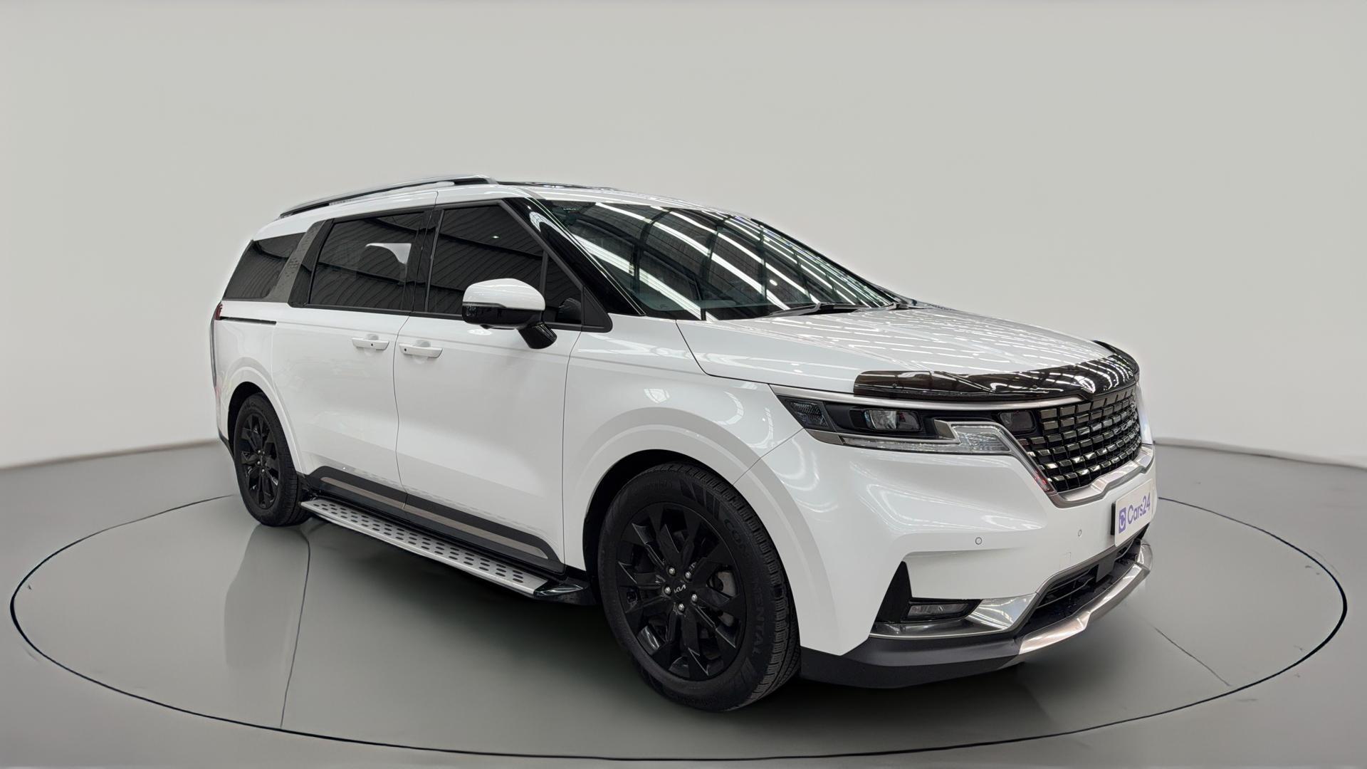 Kia Carnival image
