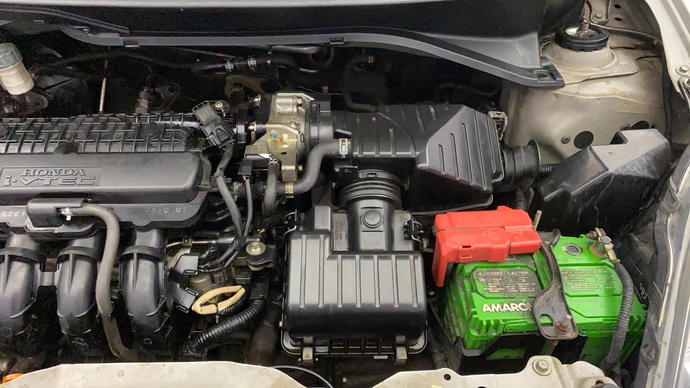 2013 Honda Brio V MT, Petrol, Manual, 57,175 km, Engine View - Left
