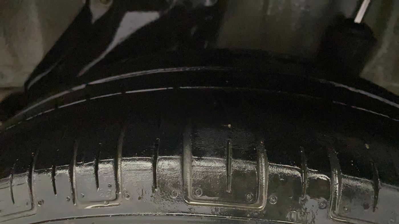 2013 Honda Brio V MT, Petrol, Manual, 57,175 km, Left Rear Tyre Tread