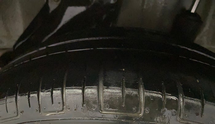 2013 Honda Brio V MT, Petrol, Manual, 57,082 km, Left Rear Tyre Tread