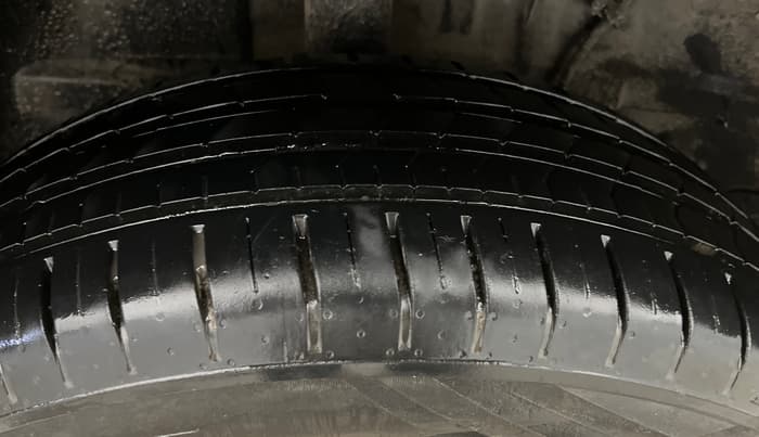 2023 Tata PUNCH CREATIVE  MT, Petrol, Manual, 15,089 km, Right Rear Tyre Tread