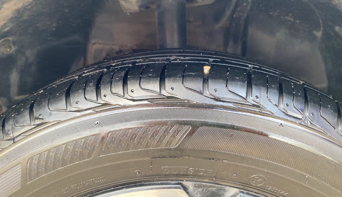 2023 Tata NEXON XM DIESEL, Diesel, Manual, 44,864 km, Right Front Tyre Tread