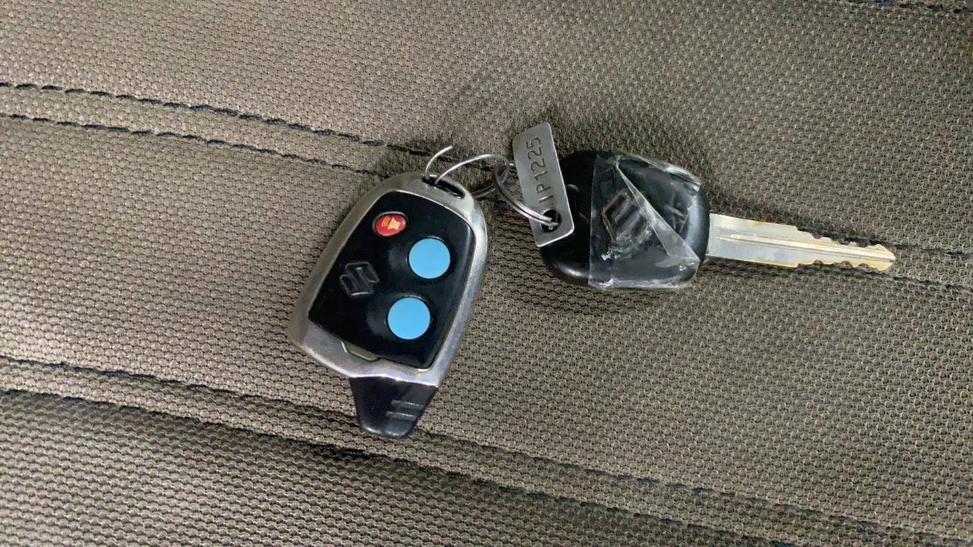 2016 Maruti Alto 800 LXI, Petrol, Manual, 1,25,766 km, Key Close Up