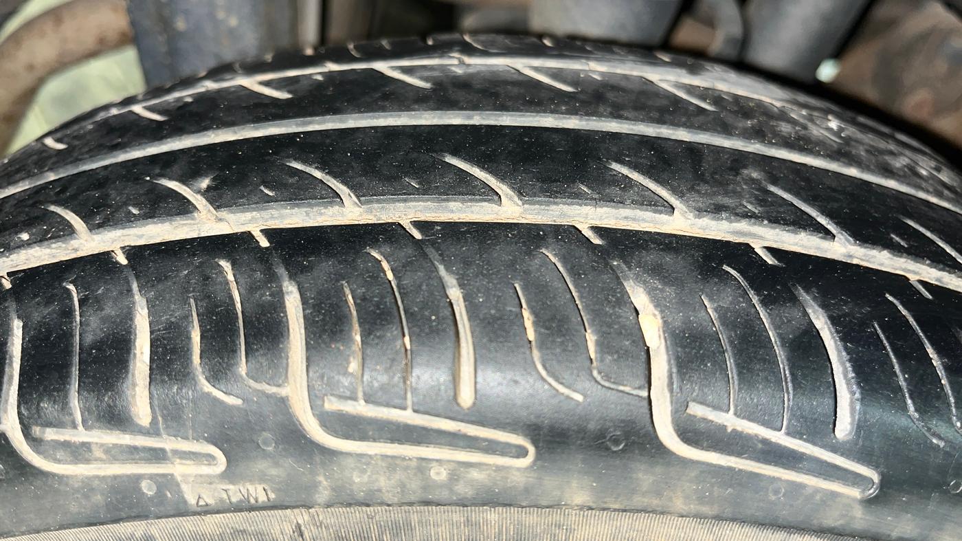 2015 Maruti Alto 800 LXI, Petrol, Manual, 75,898 km, Right Rear Tyre Tread