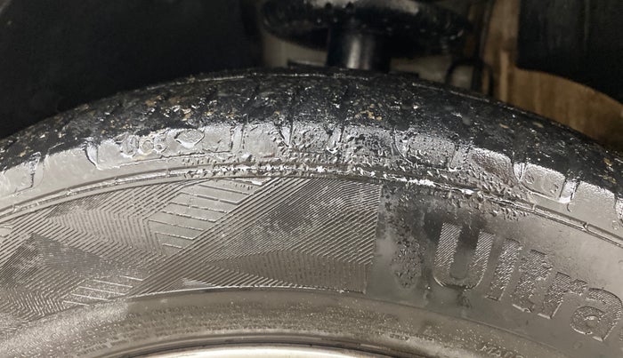 2017 Skoda Rapid AMBITION 1.5 TDI, Diesel, Manual, 1,02,417 km, Left Front Tyre Tread