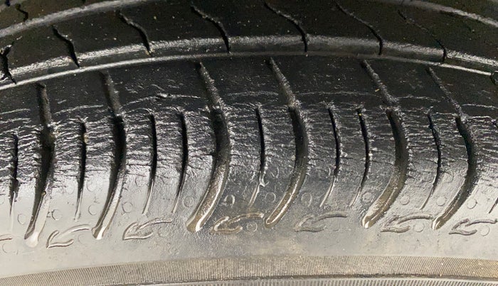 2020 Maruti S PRESSO VXI PLUS AMT, Petrol, Automatic, 16,062 km, Right Front Tyre Tread