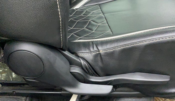 2017 Maruti Baleno ZETA PETROL 1.2, Petrol, Manual, 53,013 km, Driver Side Adjustment Panel
