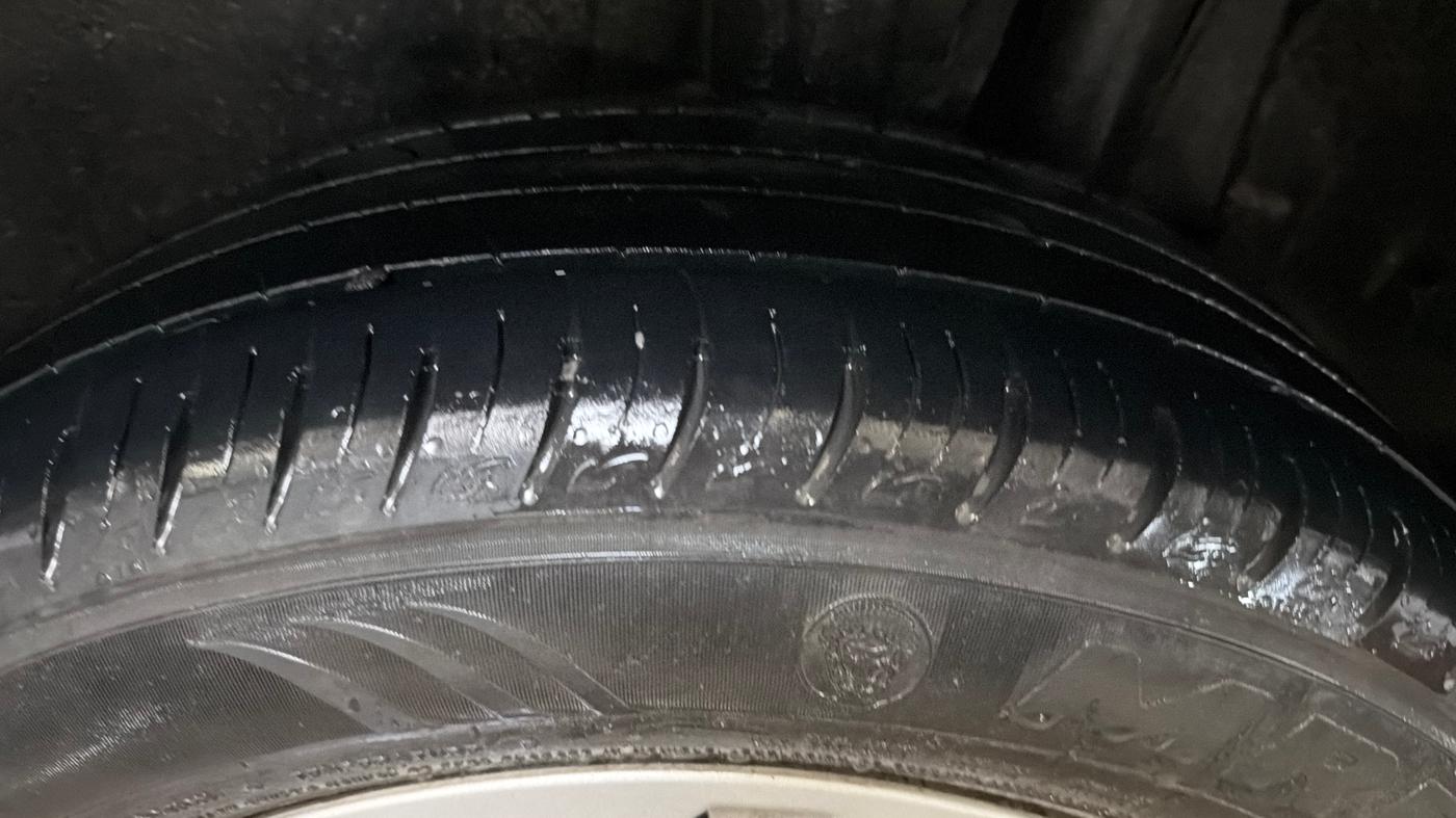 2022 Maruti Vitara Brezza VXI, Petrol, Manual, 50,327 km, Left Rear Tyre Tread