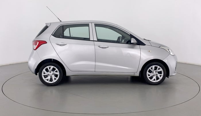 2017 Hyundai Grand i10 MAGNA 1.2 VTVT, Petrol, Manual, 25,378 km, Right Side View
