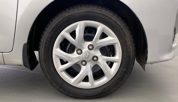 2017 Hyundai Grand i10 MAGNA 1.2 VTVT, Petrol, Manual, 25,378 km, Right Front Wheel