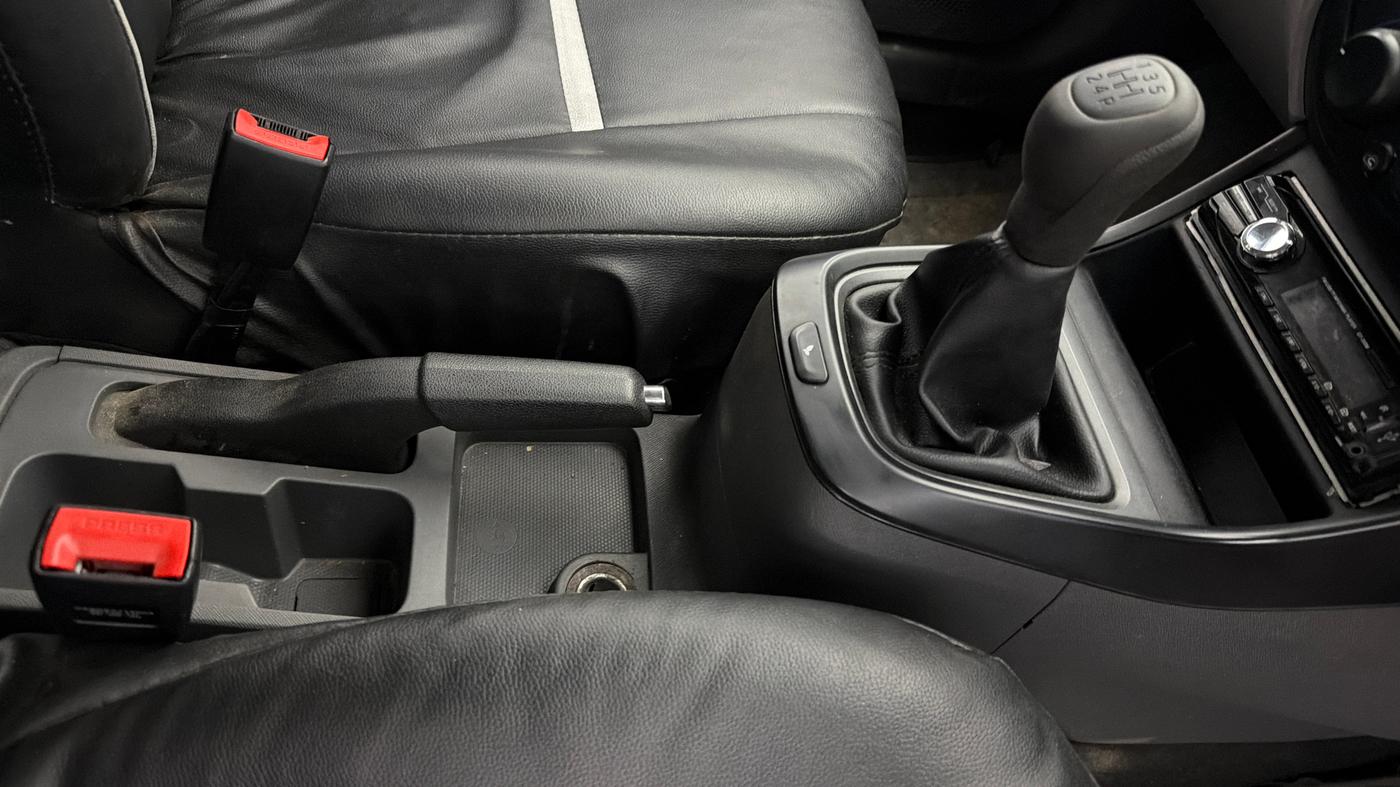 2020 Tata ALTROZ XE PETROL, CNG, Manual, 57,079 km, Gear Lever