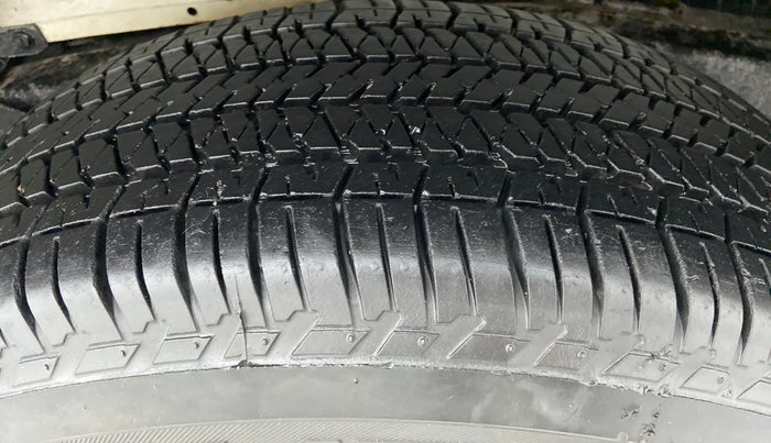 2016 Mahindra Scorpio S10, Diesel, Manual, 56,313 km, Left Rear Tyre Tread