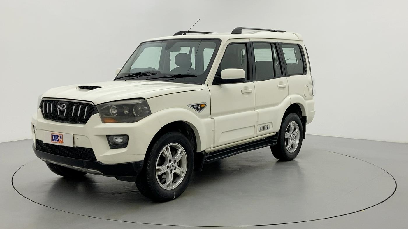 2016 Mahindra Scorpio S10, Diesel, Manual, 56,313 km, Left Front Diagonal