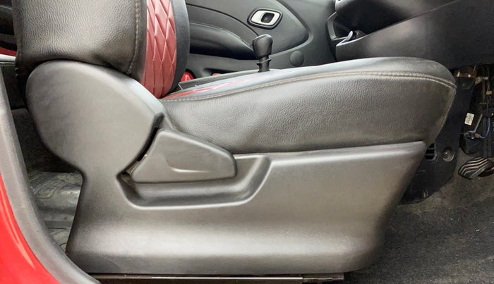 2018 Datsun Redi Go T(O) 1.0, Petrol, Manual, 65,523 km, Driver Side Adjustment Panel