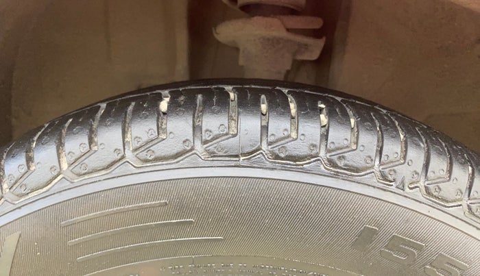 2018 Datsun Redi Go T(O) 1.0, Petrol, Manual, 65,523 km, Left Front Tyre Tread