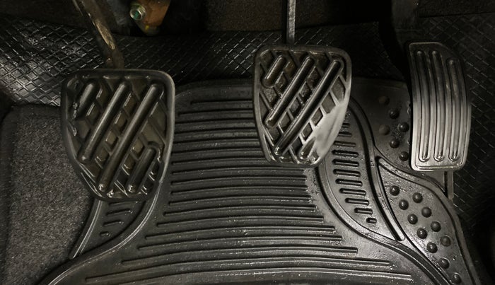 2016 Datsun Go Plus A, Petrol, Manual, 70,236 km, Pedals