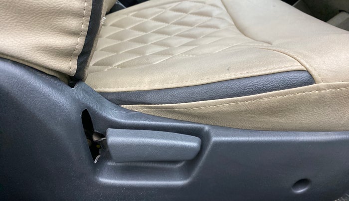 2015 Maruti Alto K10 VXI P, Petrol, Manual, 42,485 km, Driver Side Adjustment Panel