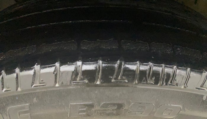 2017 Hyundai Creta S PLUS 1.4 DIESEL, Diesel, Manual, 1,17,398 km, Left Front Tyre Tread