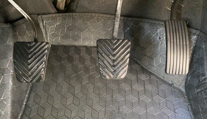 2017 Hyundai Creta S PLUS 1.4 DIESEL, Diesel, Manual, 1,17,398 km, Pedals