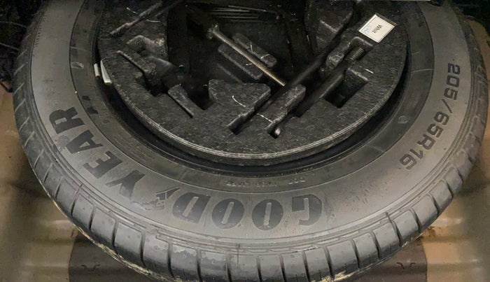 2017 Hyundai Creta S PLUS 1.4 DIESEL, Diesel, Manual, 1,17,398 km, Spare Tyre