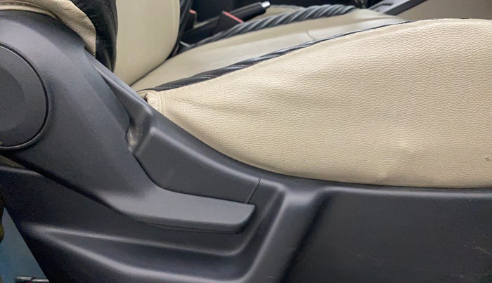 2019 Maruti New Wagon-R ZXI 1.2 AMT, Petrol, Automatic, 43,312 km, Driver Side Adjustment Panel