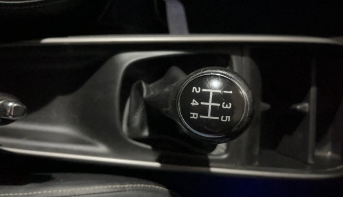 2019 Toyota Glanza V, Petrol, Manual, 60,563 km, Gear Lever