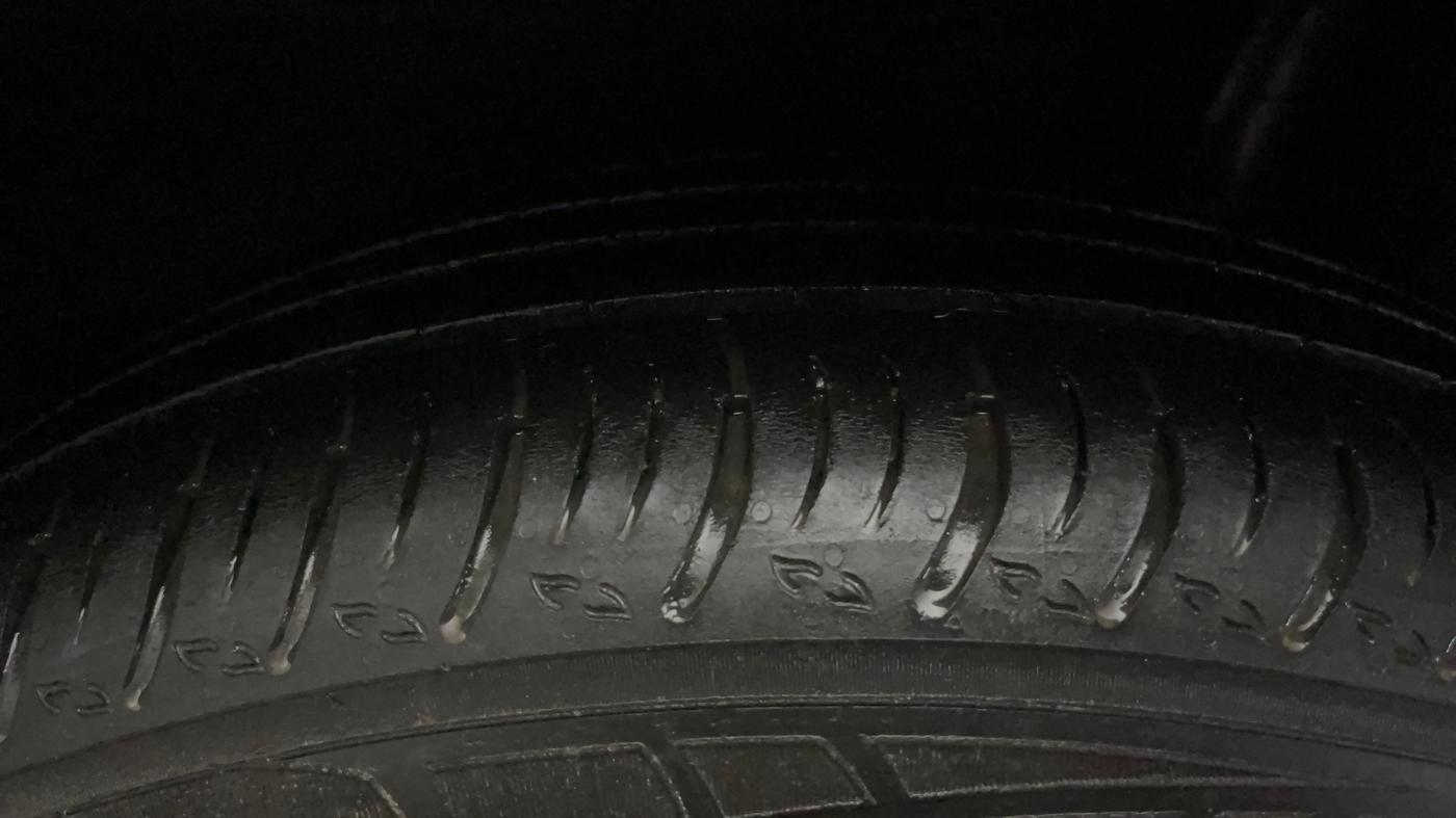 2019 Toyota Glanza V, Petrol, Manual, 60,631 km, Left Rear Tyre Tread