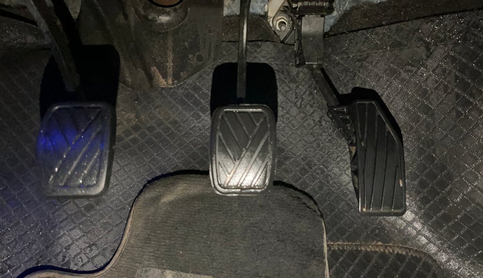 2019 Toyota Glanza V, Petrol, Manual, 60,563 km, Pedals