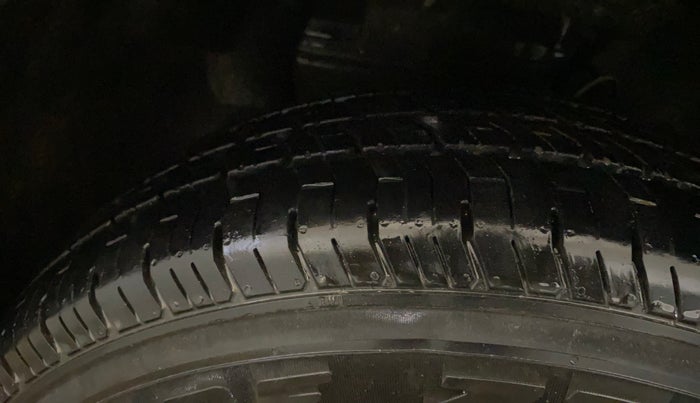 2018 Hyundai Elite i20 SPORTZ 1.2, Petrol, Manual, 42,928 km, Left Front Tyre Tread