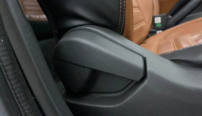 2023 Nissan MAGNITE XE, Petrol, Manual, 54,279 km, Driver Side Adjustment Panel