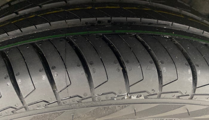 2020 Honda City 1.5L I-VTEC ZX CVT, Petrol, Automatic, 31,211 km, Right Rear Tyre Tread