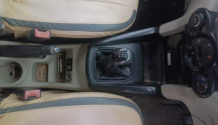 2013 Ford Ecosport TITANIUM 1.5L PETROL, Petrol, Manual, 1,26,504 km, Gear Lever