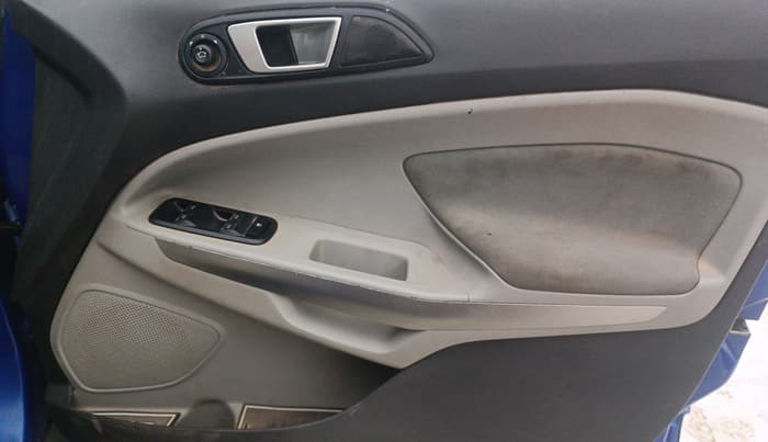 2013 Ford Ecosport TITANIUM 1.5L PETROL, Petrol, Manual, 1,26,504 km, Driver Side Door Panels Control