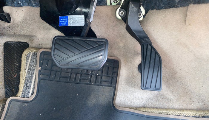 2021 Maruti Ciaz ZETA AT 1.5  SHVS PETROL, Petrol, Automatic, 55,847 km, Pedals