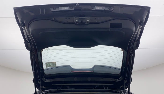 2023 Nissan MAGNITE XV MT, Petrol, Manual, 1,402 km, Boot Door Open