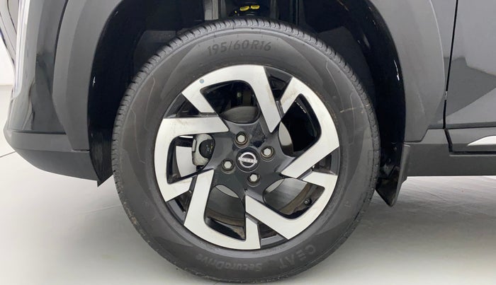 2023 Nissan MAGNITE XV MT, Petrol, Manual, 1,402 km, Left Front Wheel