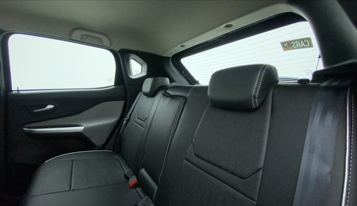 2023 Nissan MAGNITE XV MT, Petrol, Manual, 1,402 km, Right Side Rear Door Cabin