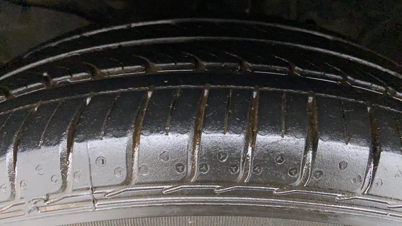 2016 Honda Jazz 1.2 V AT, Petrol, Automatic, 66,173 km, Left Front Tyre Tread
