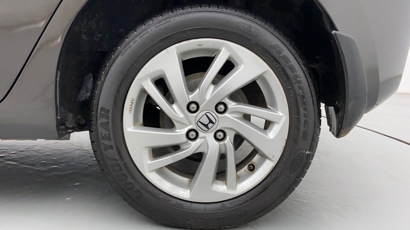2016 Honda Jazz 1.2 V AT, Petrol, Automatic, 66,173 km, Left Rear Wheel