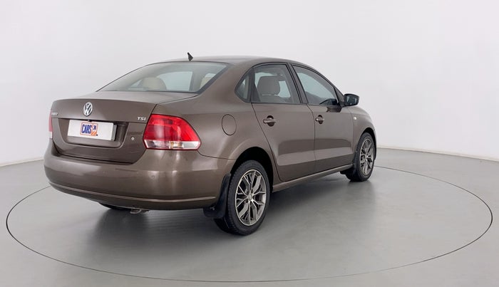 2015 Volkswagen Vento HIGHLINE 1.2 TSI AT, Petrol, Automatic, 62,250 km, Right Back Diagonal
