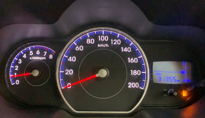 2016 Hyundai i10 SPORTZ 1.1, Petrol, Manual, 31,355 km, Odometer Image